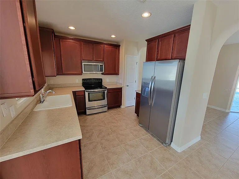 2223 Seven Oaks Dr — Photo 8
