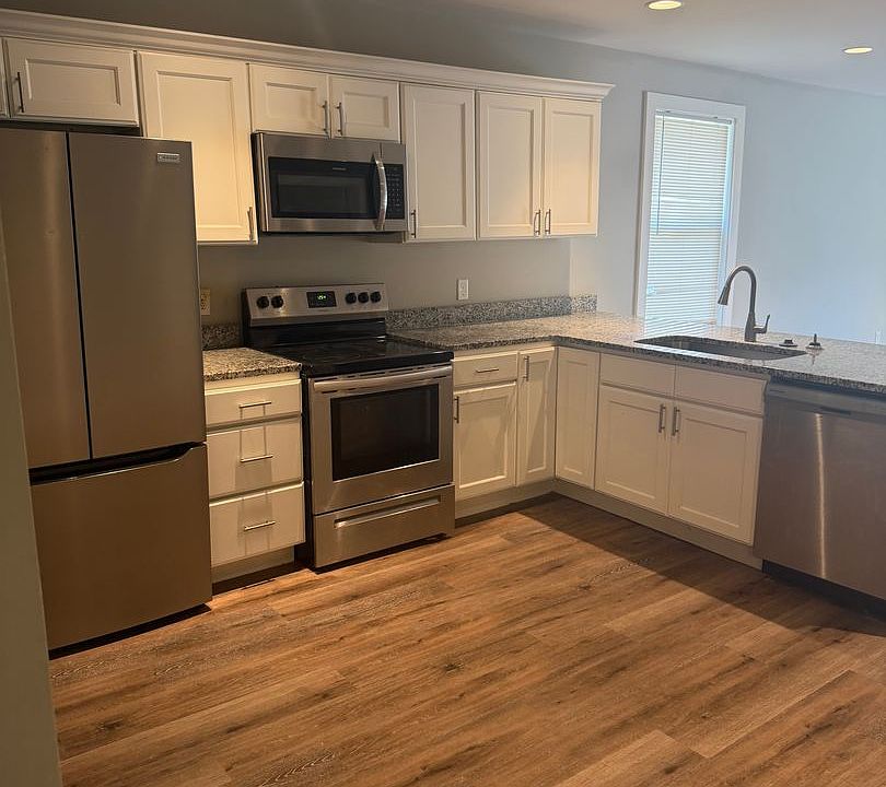 1st image of 5325 Lee Ave