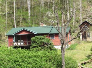 8220 Us Highway 19w, Burnsville, NC 28714