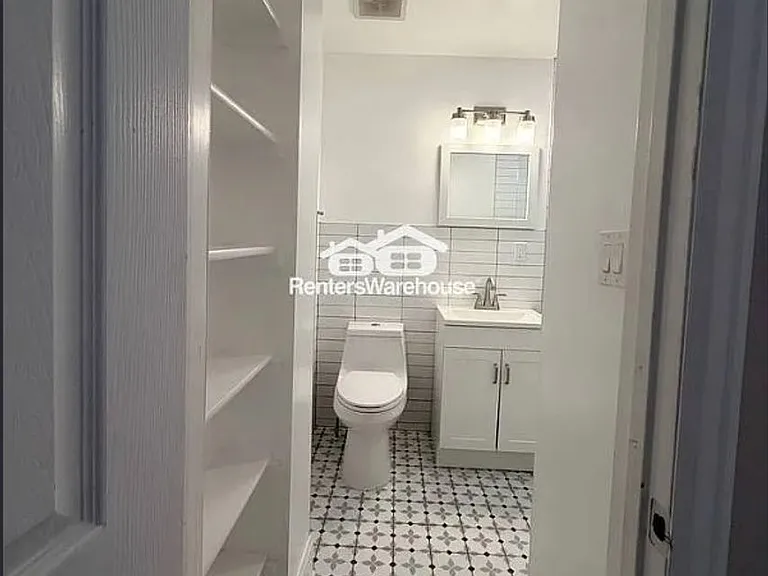3315 E 31st Ave — Photo 13