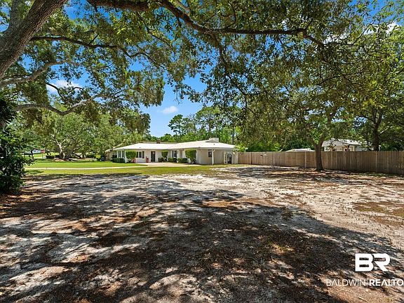4th image of 405 Hilltop Dr