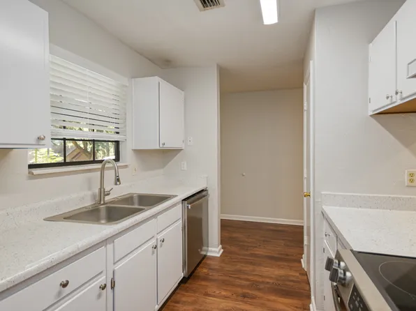 1344 Cherry St #8, Tallahassee, FL 32303