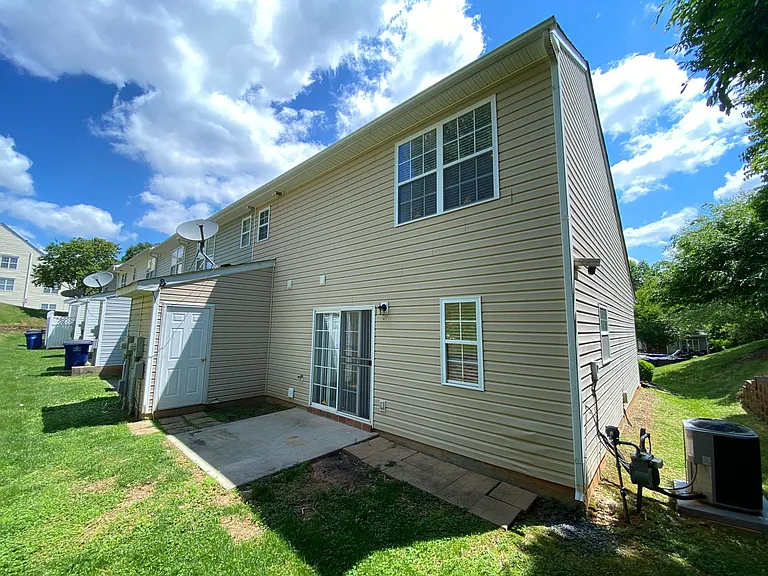 3006 Kensington Pl — Photo 23