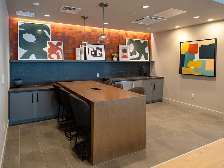Coffee Bar (Clubhouse 2nd Floor)