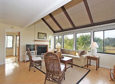 5th image of 918 Sealoft Villa Dr