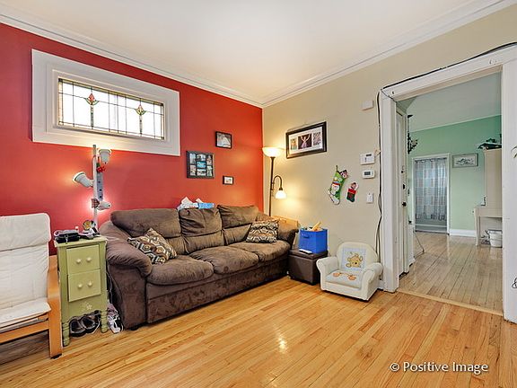 3rd image of 3711 N Narragansett Ave