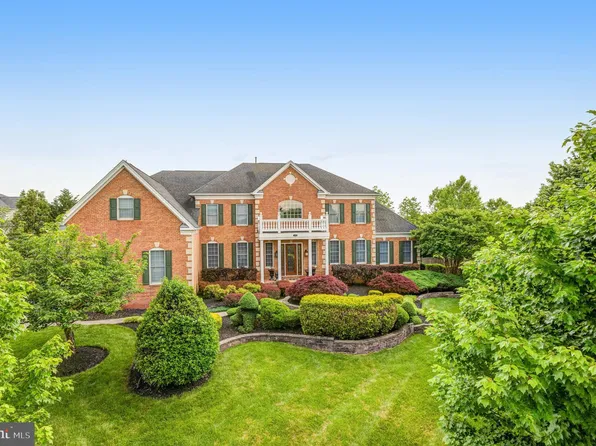 22754 Airmont Hunt Dr, Ashburn, VA 20148