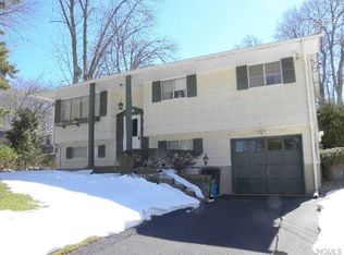 10 Von Beaste Ln, Congers, NY 10920