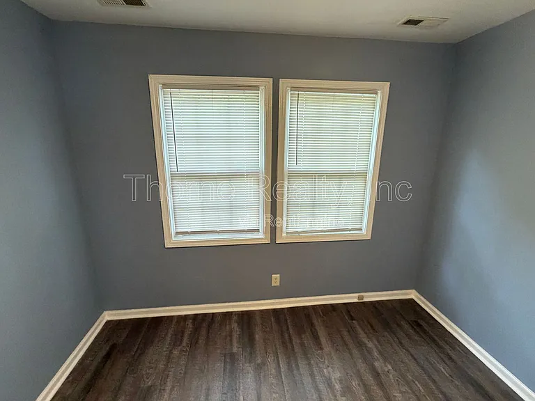 704 Pinehaven Dr — Photo 12
