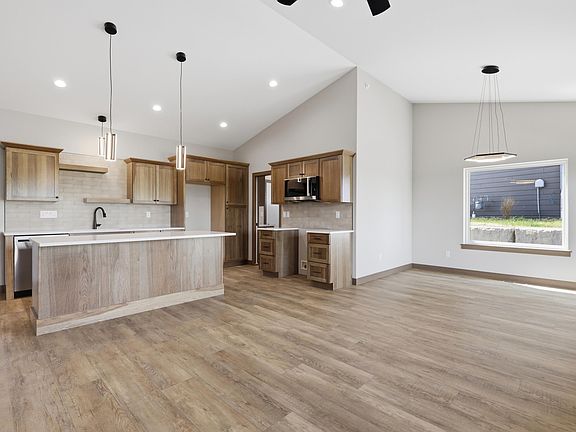 5th image of 1222 Pinnacle Ct