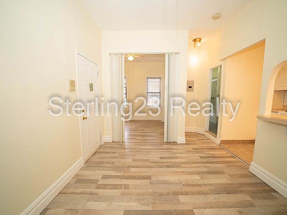 3rd image of 10-93 Jackson Ave #4F