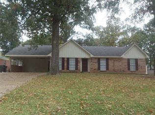 210 Dilling Lake Dr, Monroe, LA 71203