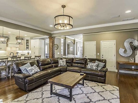 4th image of 277 Meadow Blossom Way