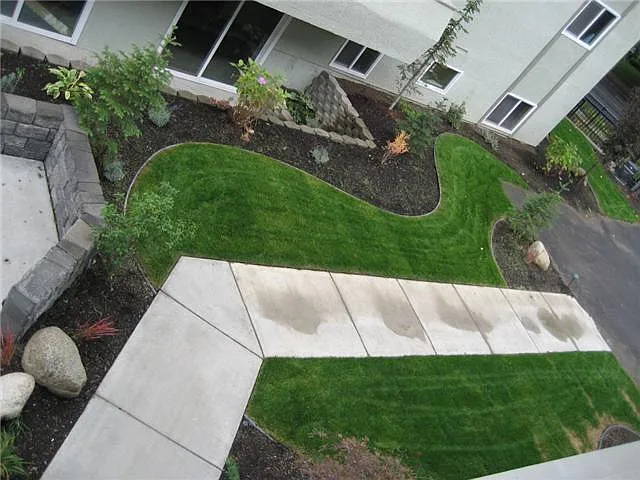 2411 S Grand Blvd #3 — Photo 5
