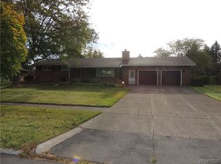 23 Constance Ln, Cheektowaga, NY 14227