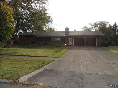 23 Constance Ln, Cheektowaga, NY, 14227
