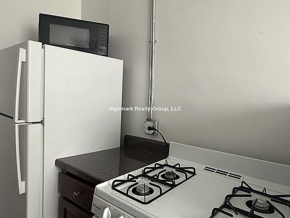 4th image of 4866 N Magnolia Ave #209N