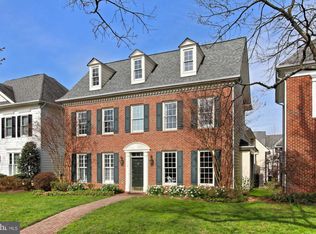 116 S Cherry St, Falls Church, VA 22046