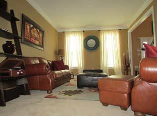 1011 Pimlico Dr, East Norriton, PA 19403