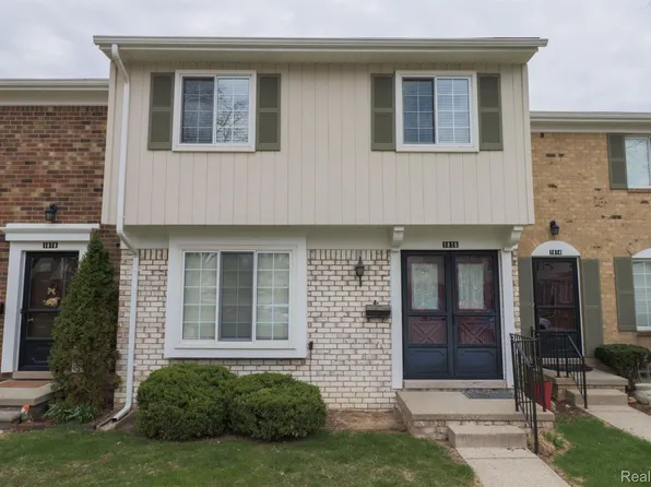 1816 Shire Ct, Royal Oak, MI 48073