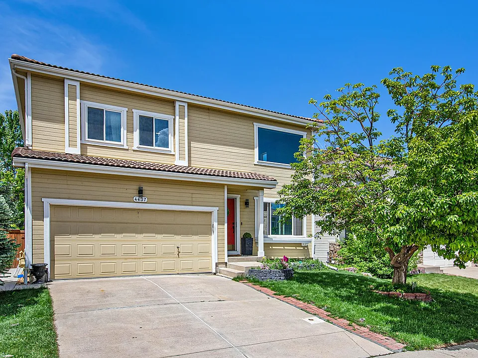 4437 Lyndenwood Point