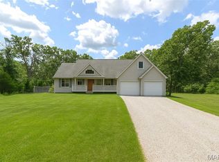 22217 Redwing Rd, Waynesville, MO 65583