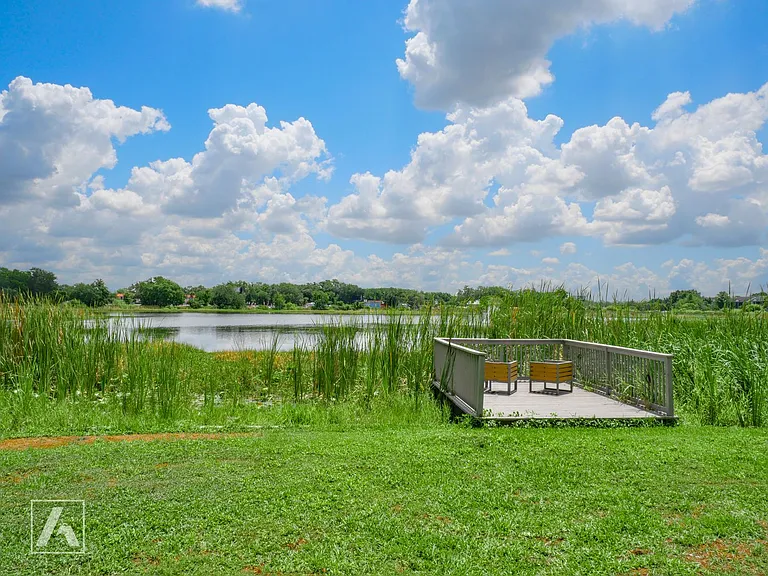 Lake Tyler Manor — Photo 13