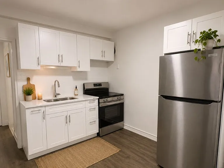 69 Cartwright St #2A — Photo 4