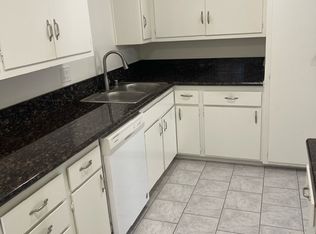 1-4715 Willis Ave #L, Sherman Oaks, CA 91403