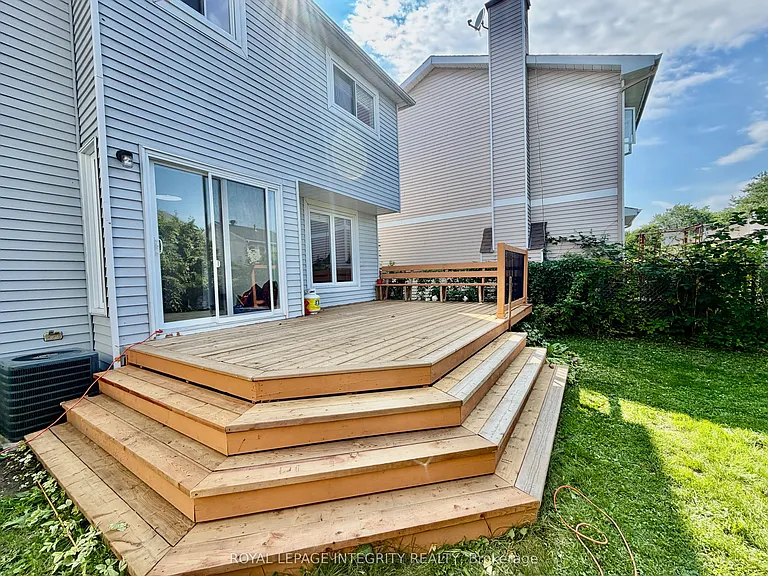 1039 Karsh Dr — Photo 32