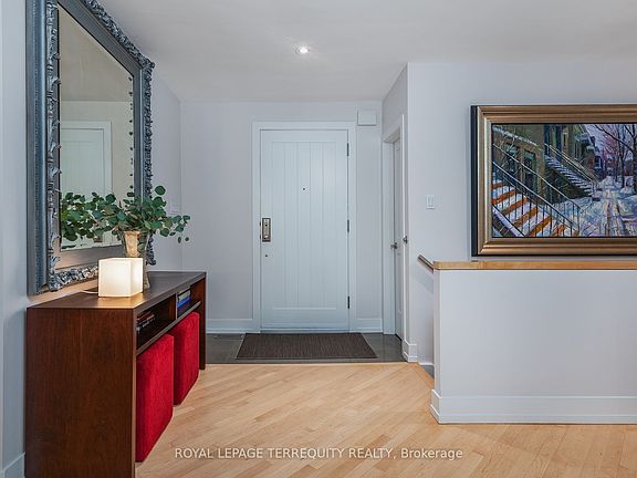 3rd image of 496 The Kingsway