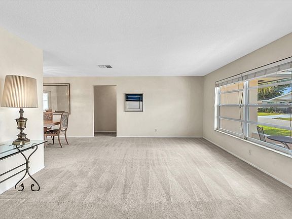 4th image of 7305 NW 58th Court