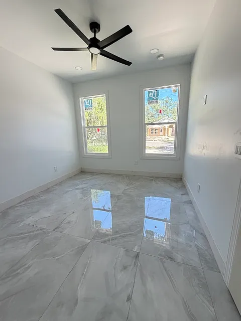 4 bed, 1516 sqft, $2,300 — Photo 4