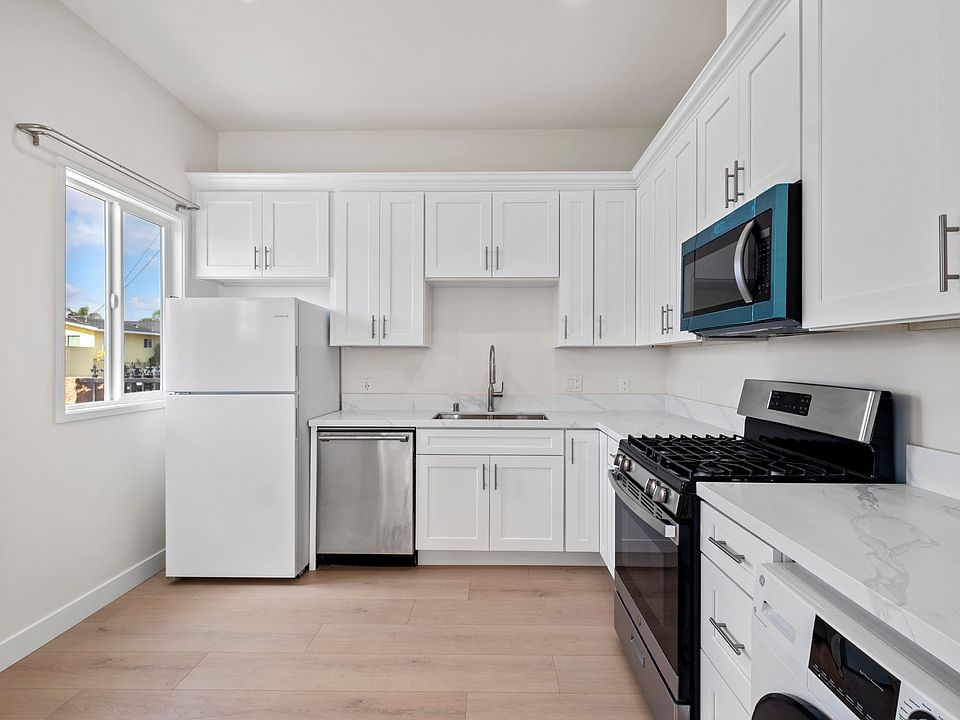 1st image of 3257 W 134th St #A