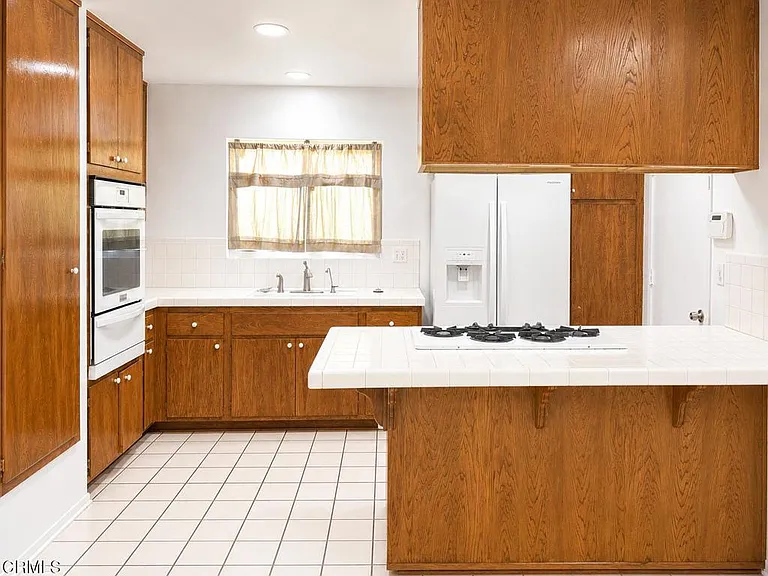 14048 Trumball St — Photo 1