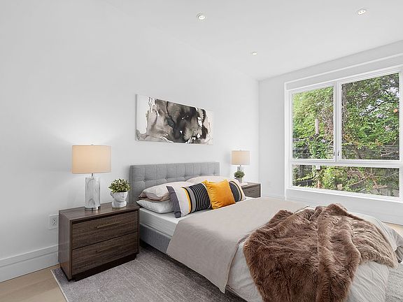 3rd image of 499 Van Buren St APT 3B