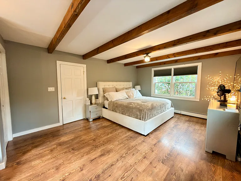 101 Mann St — Photo 18