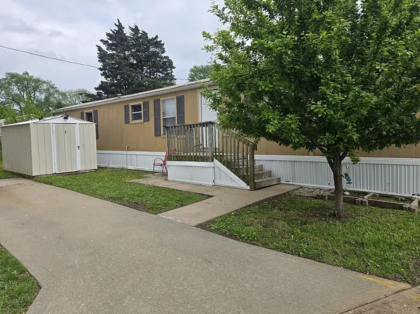5 Aster Ln, Belton, MO 64012