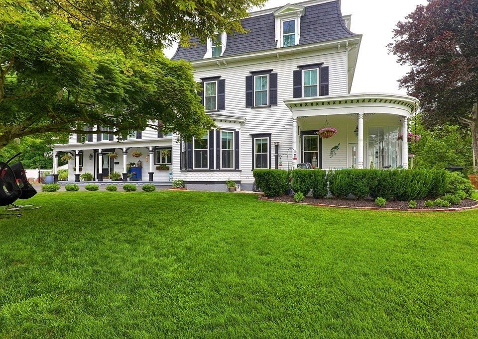 87 S Main St, Middleboro, MA 02346 Zillow