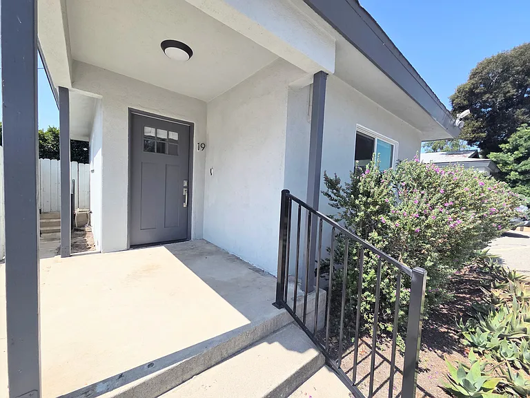 1500 S Glendale Ave #19 — Photo 22