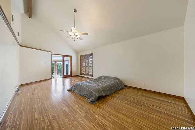 19318 Strauss — Photo 11