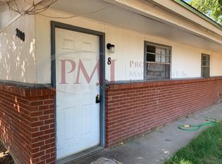 2000 Desert Drive #6, Las Cruces, NM 88001