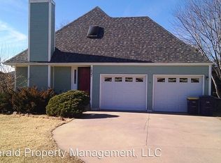 1837 Plymouth Rd, Manhattan, KS 66503