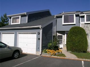 5802 Hana Rd, Edison, NJ 08817