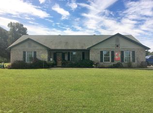 690 Highway Ee, Iberia, MO 65486