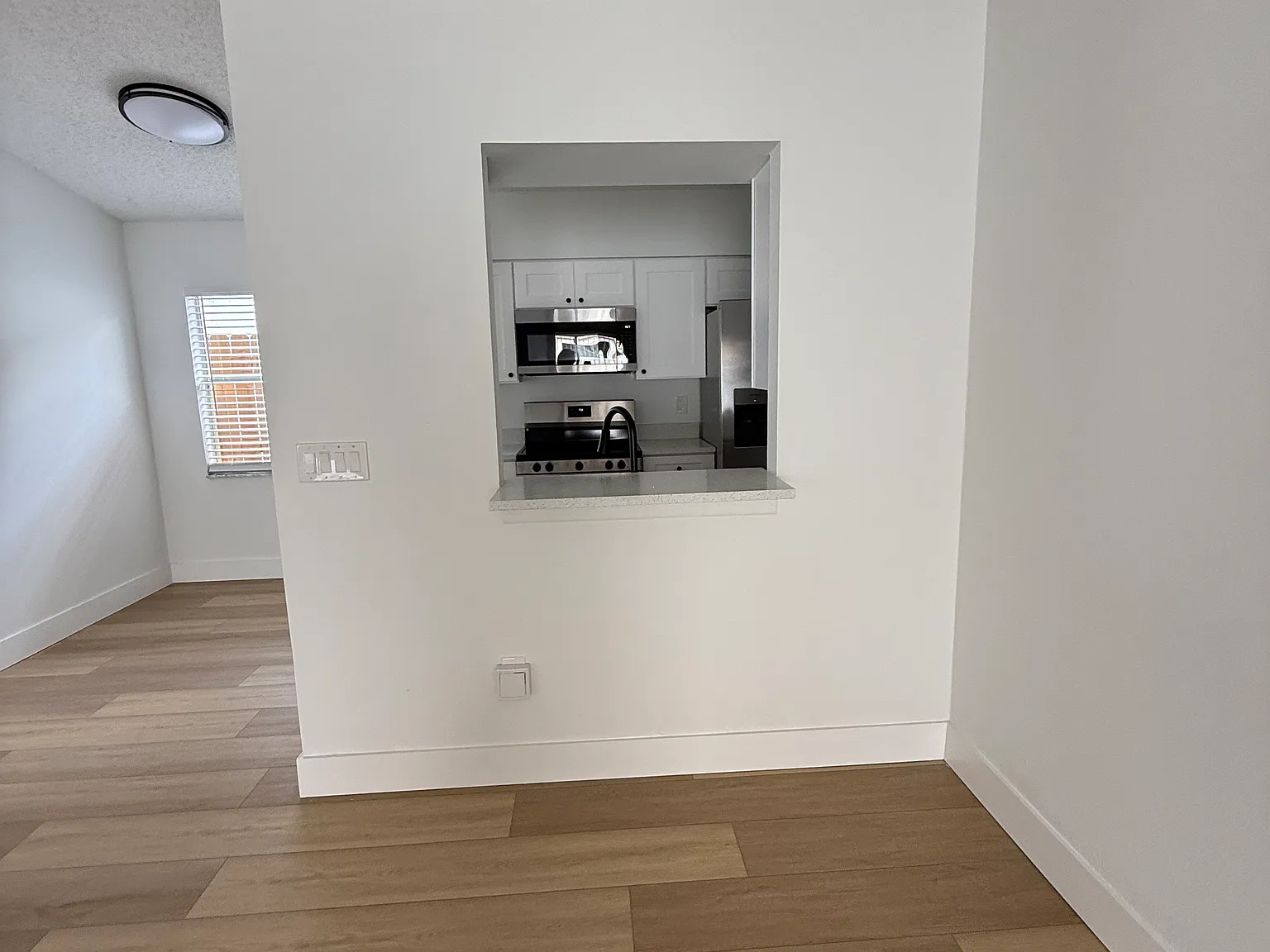 3 bed, 1087 sqft, $2,250 — Photo 4