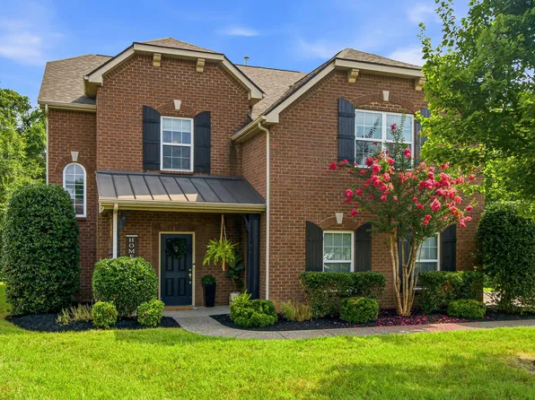 162 Sandpiper Cir, Hendersonville, TN 37075
