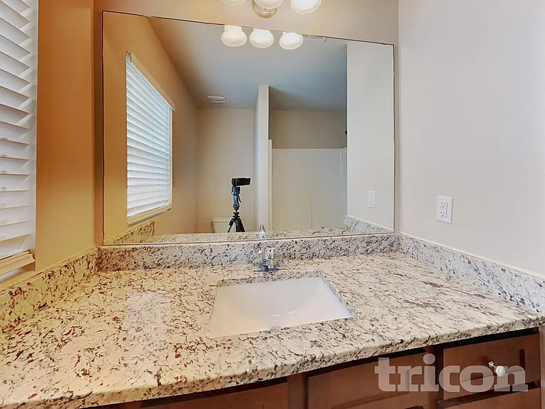142 Daisy Cir — Photo 14