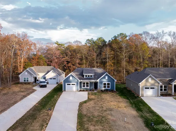 2113 Tom Sadler Rd, Charlotte, NC 28214
