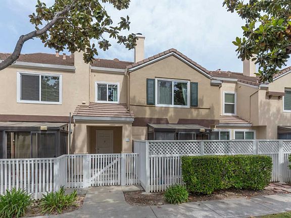 2nd image of 6985 Rodling Dr Unit D